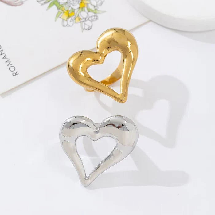 Open hart ring