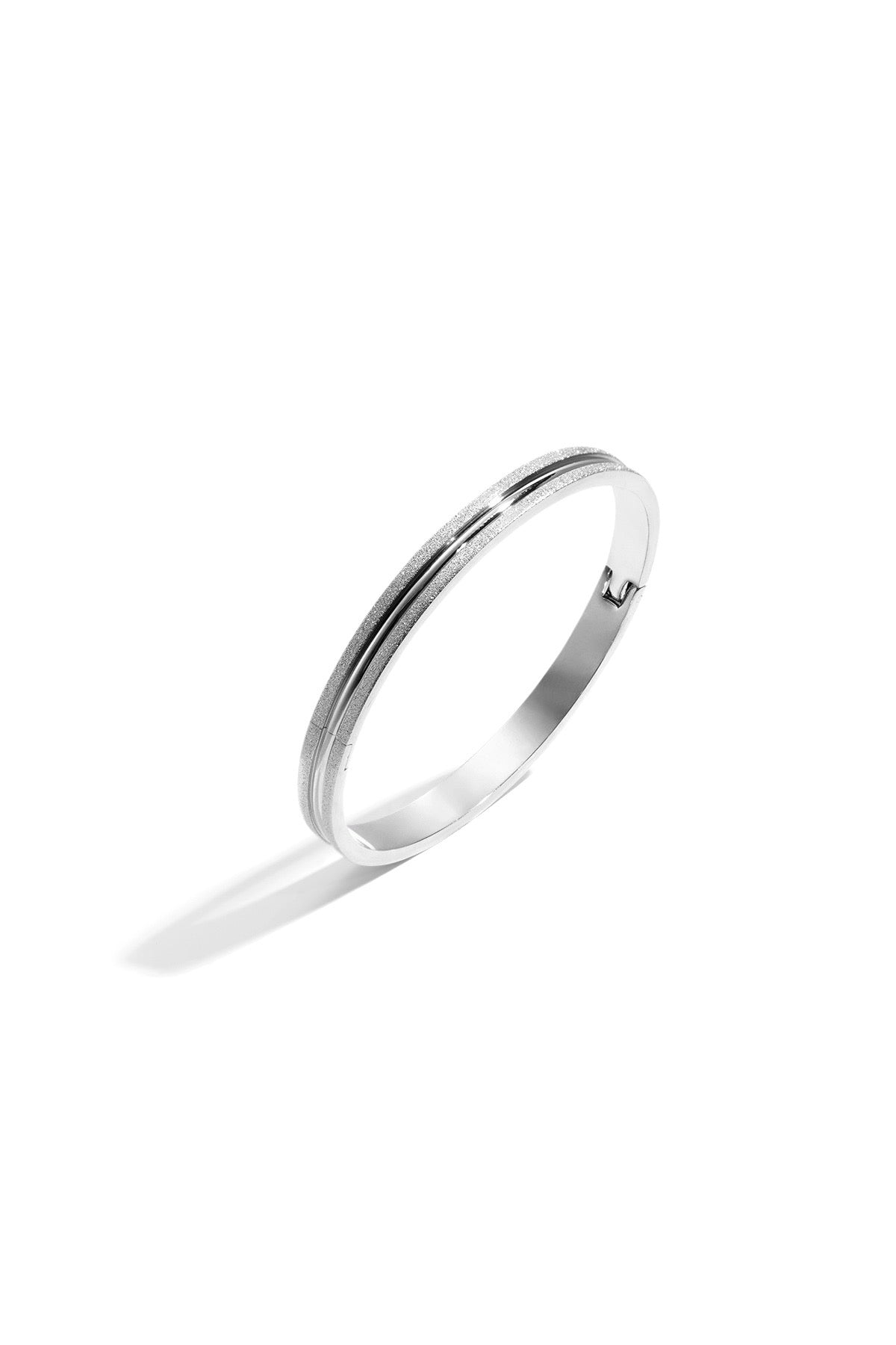 Glamour bangle